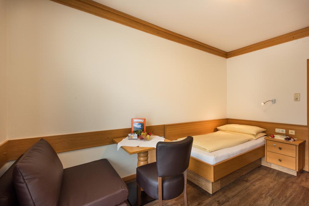 Hotel Alpenhof - New Sauna Area Bad Hofgastein Cameră foto
